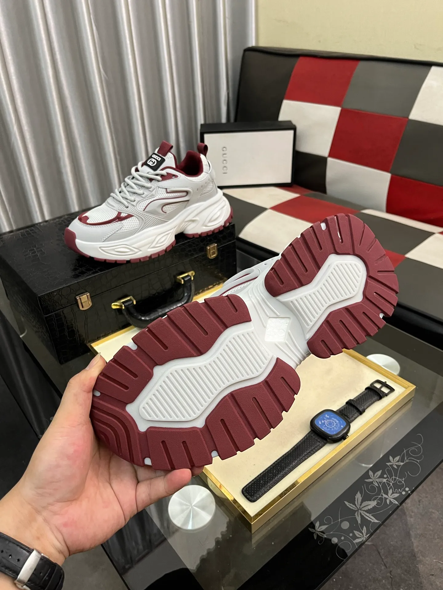 Men's shoes💰480⌚️⌚️【GUCCI】Gaobang casual and fashionable men's shoes👟hot style💥simple and elegant style, exclusive for trendy men. Unique official website latest brand elements👑Gucci original decoration, fashionable and generous, original calfskin fabric➕Comfortable leather lining ✅Size: 38-44, 2⃣️colors available